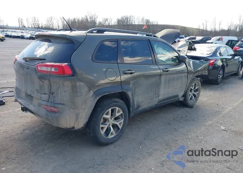 2015 Jeep Cherokee Trailhawk из США, поврежденный, VIN 1C4PJMBS1FW697654